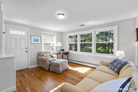 12 Palmer Woods Circle Branford CT 06405