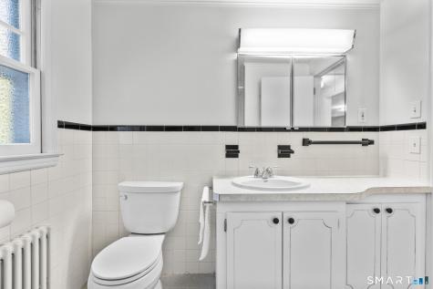 12 Palmer Woods Circle Branford CT 06405