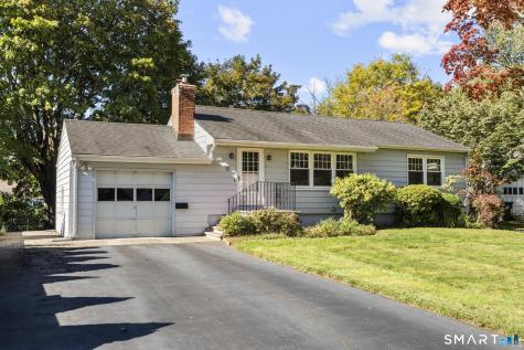 12 Palmer Woods Circle Branford CT 06405