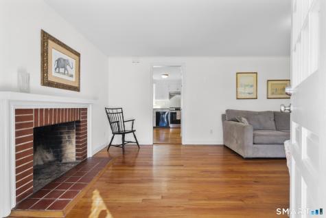 12 Palmer Woods Circle Branford CT 06405