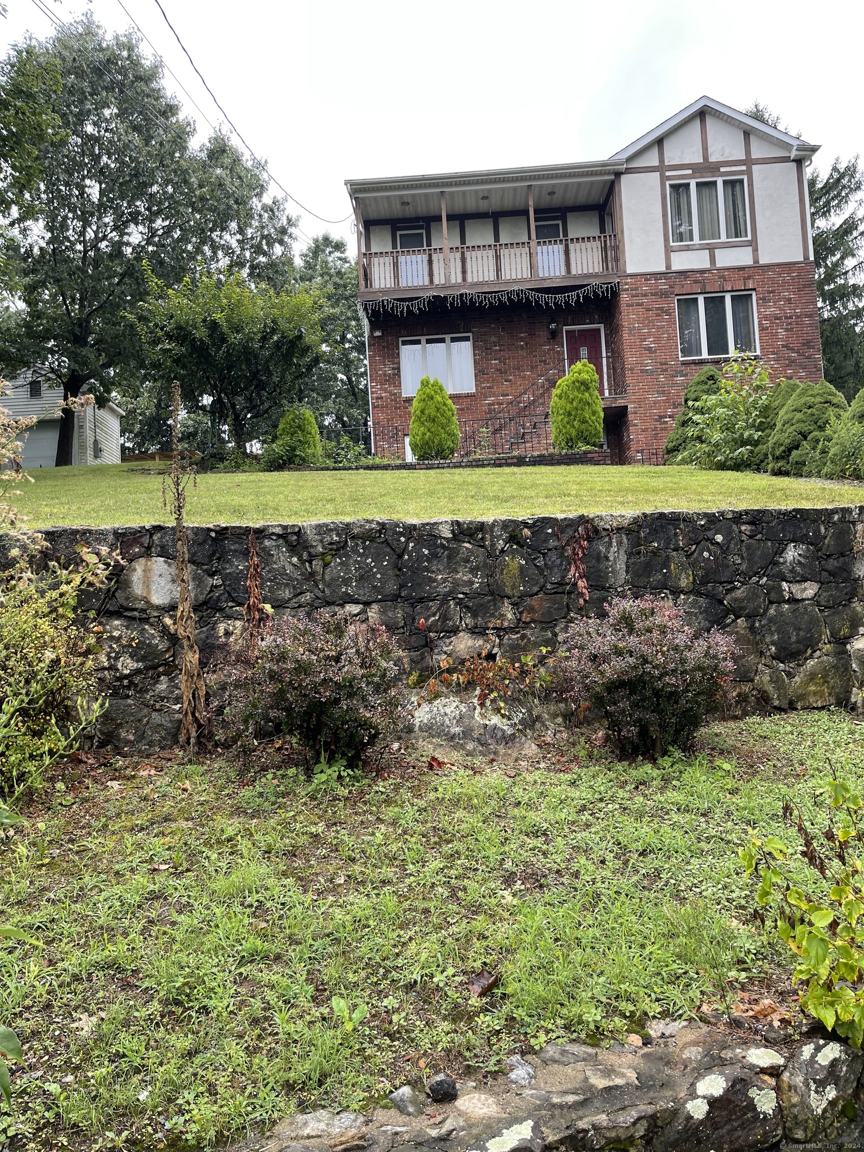212 Geddes Terrace Waterbury CT 06708