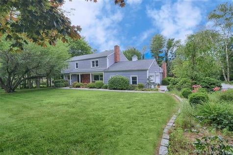 39 Soundview Drive Easton CT 06612