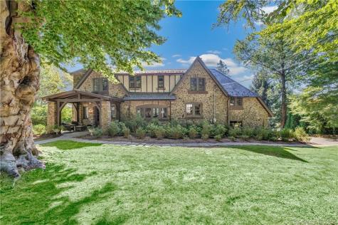 365 Toilsome Hill Road Fairfield CT 06825