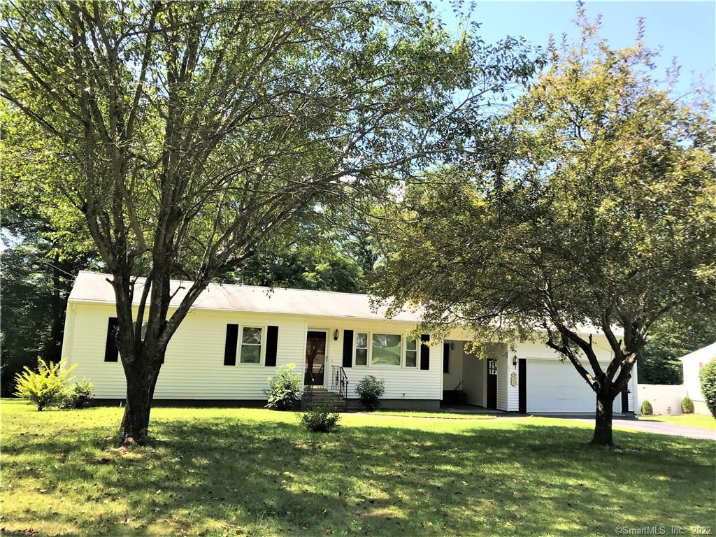 51 Oakwood Drive Windham CT 06280