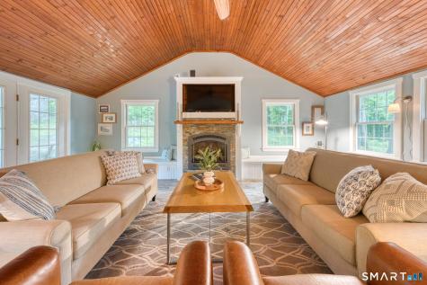 15 Michele Drive Portland CT 06480