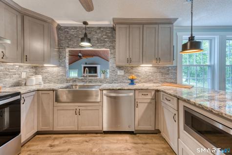 15 Michele Drive Portland CT 06480