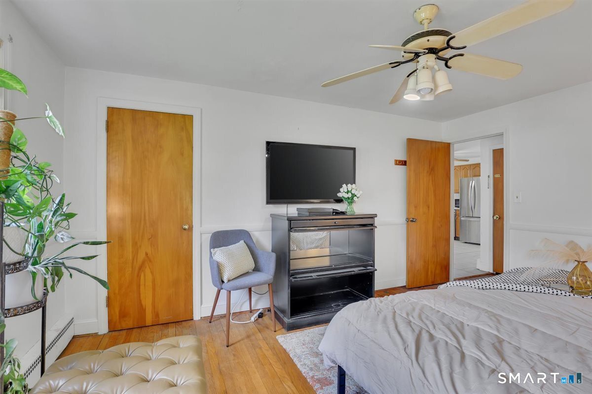 56 Oakwood Road Manchester CT 06042