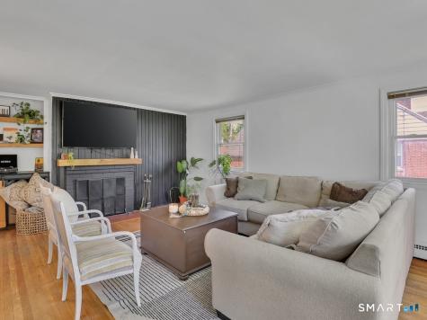 56 Oakwood Road Manchester CT 06042