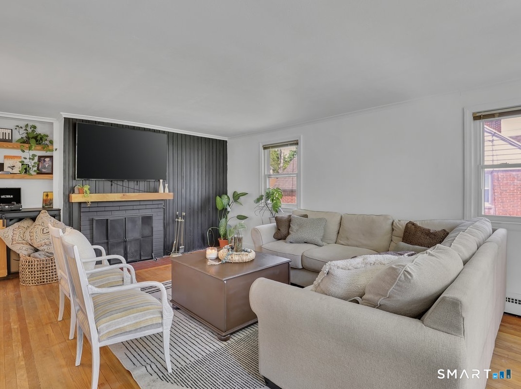 56 Oakwood Road Manchester CT 06042