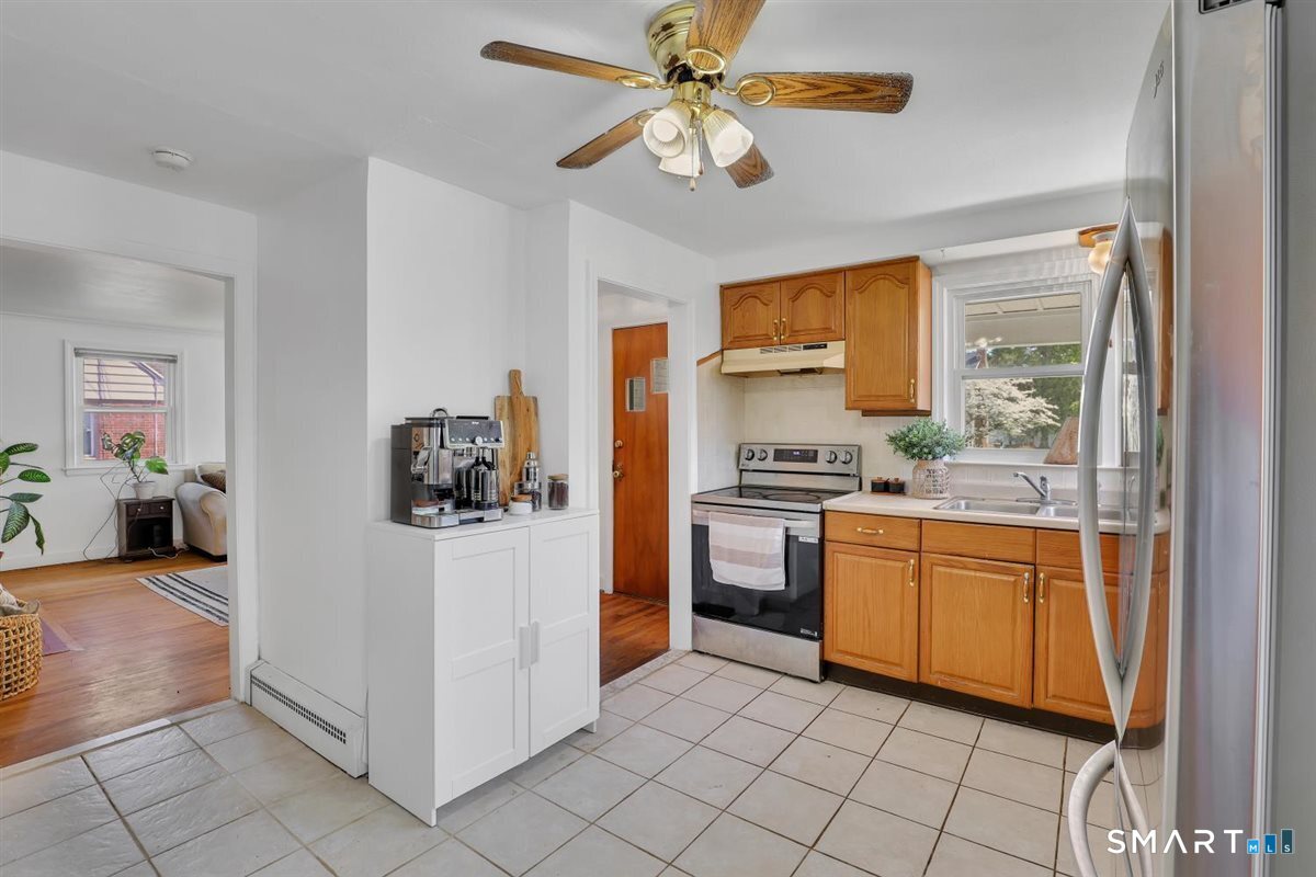 56 Oakwood Road Manchester CT 06042