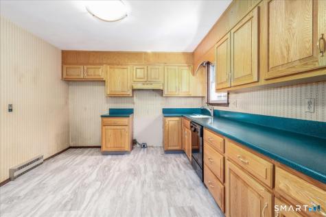 16 Greta Drive Danbury CT 06810