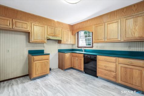 16 Greta Drive Danbury CT 06810