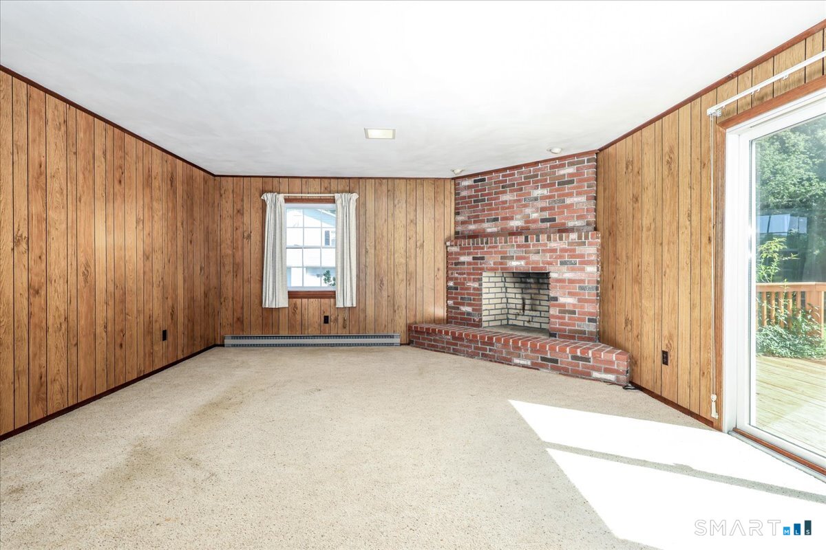 16 Greta Drive Danbury CT 06810