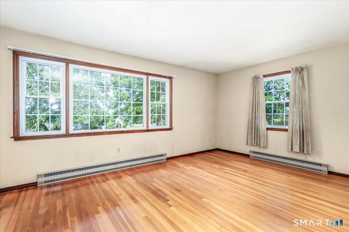 16 Greta Drive Danbury CT 06810