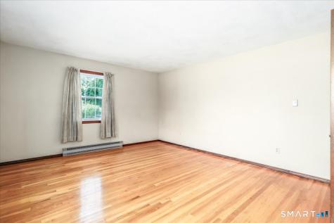 16 Greta Drive Danbury CT 06810