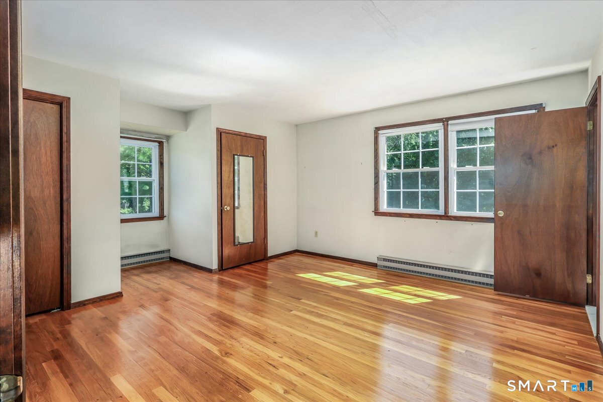 16 Greta Drive Danbury CT 06810