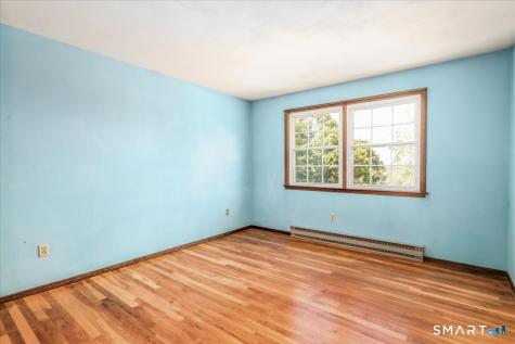 16 Greta Drive Danbury CT 06810
