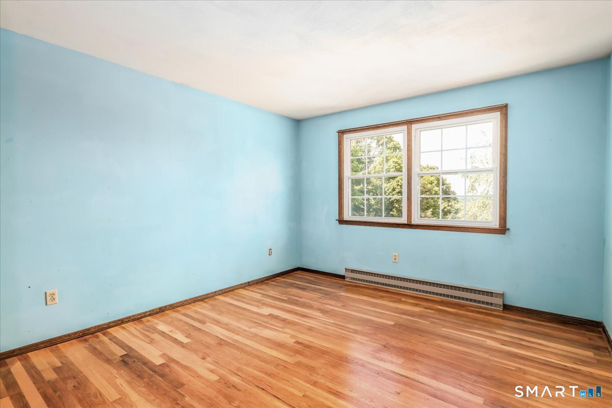 16 Greta Drive Danbury CT 06810