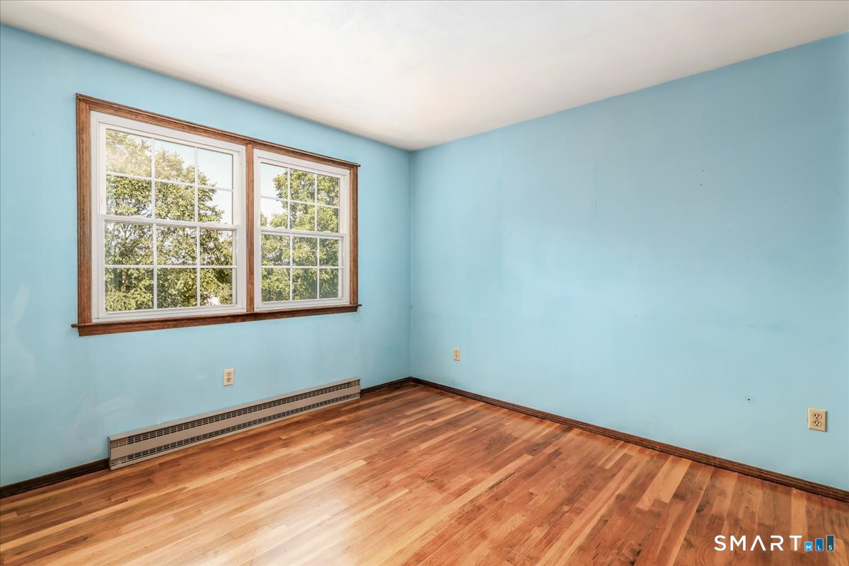 16 Greta Drive Danbury CT 06810