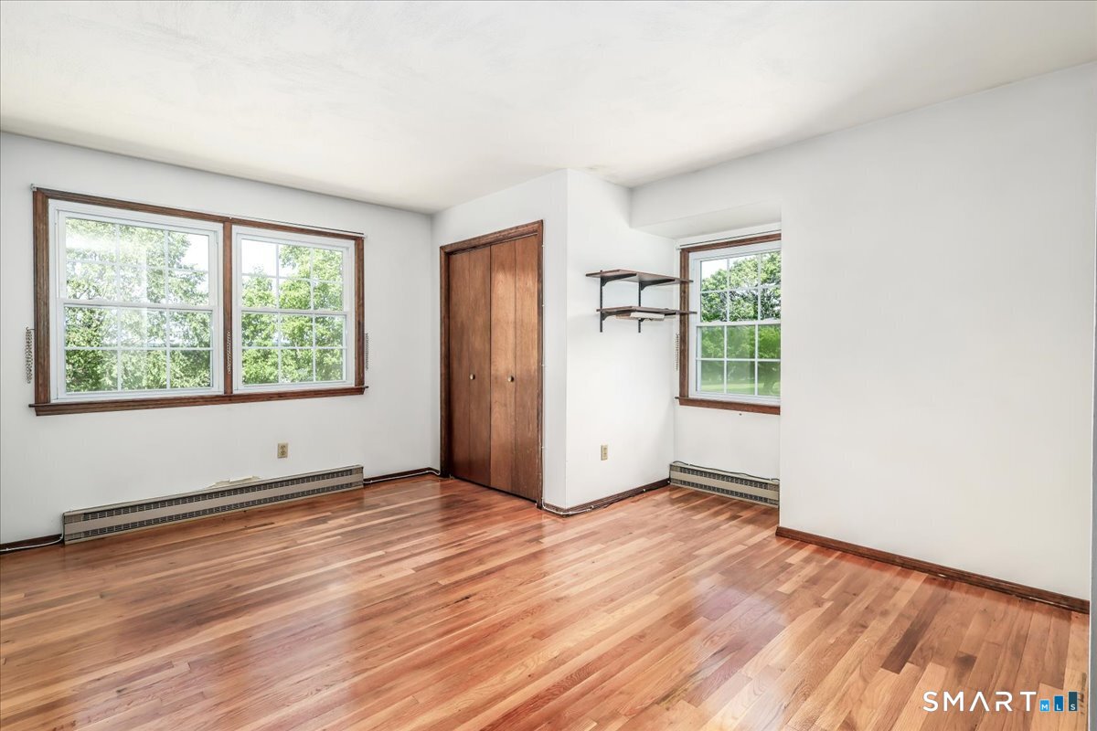 16 Greta Drive Danbury CT 06810