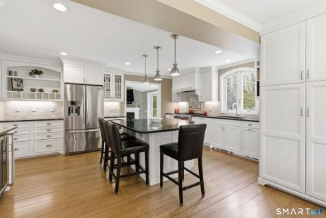 10 Ryans Way Burlington CT 06013