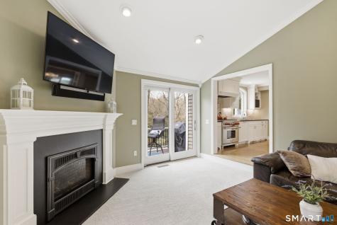 10 Ryans Way Burlington CT 06013