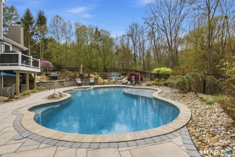 10 Ryans Way Burlington CT 06013