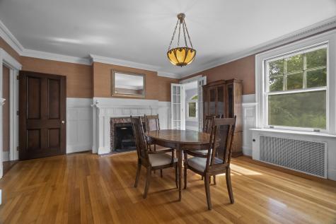 845 Ocean Avenue New London CT 06320