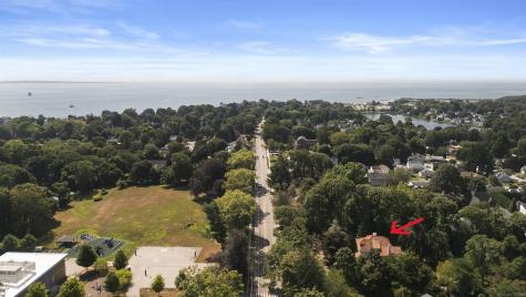 845 Ocean Avenue New London CT 06320