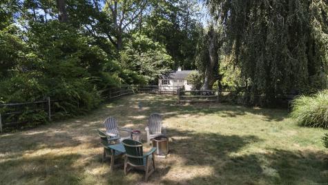 845 Ocean Avenue New London CT 06320