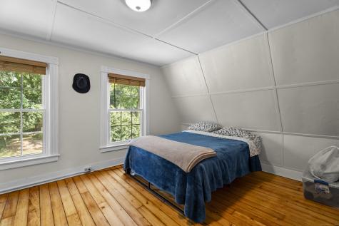 845 Ocean Avenue New London CT 06320