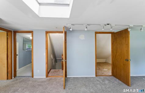 33 Assisi Way Norwalk CT 06854