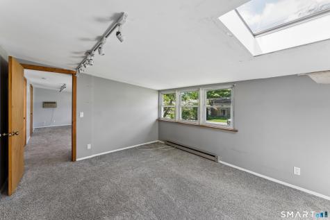 33 Assisi Way Norwalk CT 06854