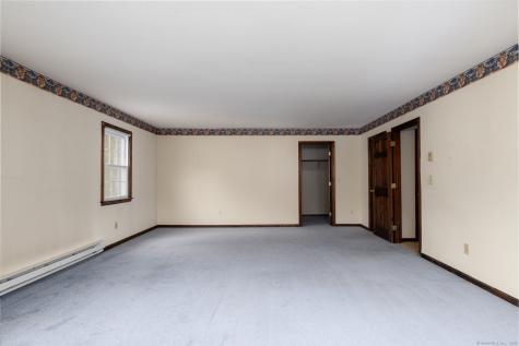 6 El Toro Drive Bristol CT 06010