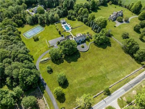 229 Umpawaug Road Redding CT 06896