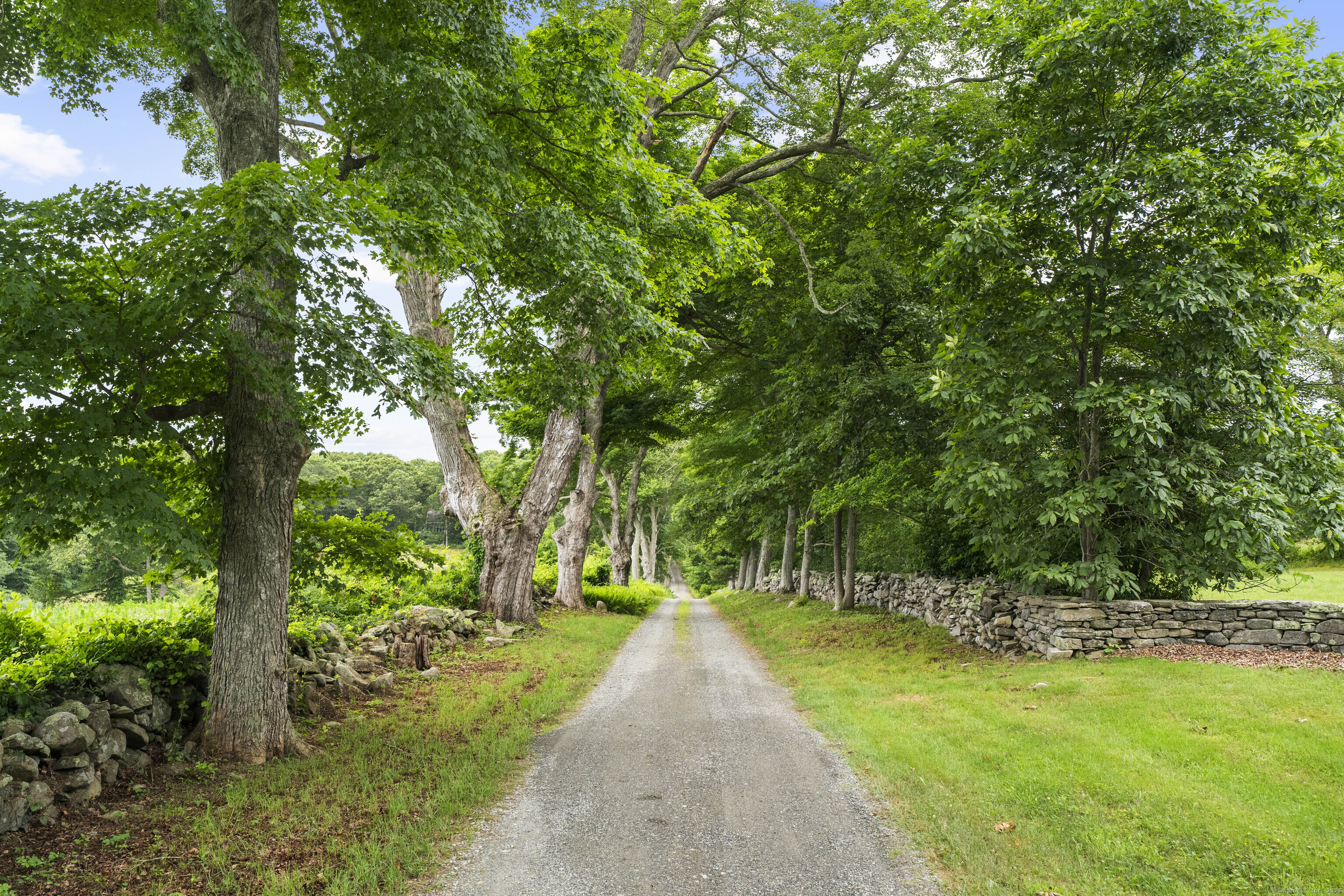55A Anna Farm West Road North Stonington CT 06359
