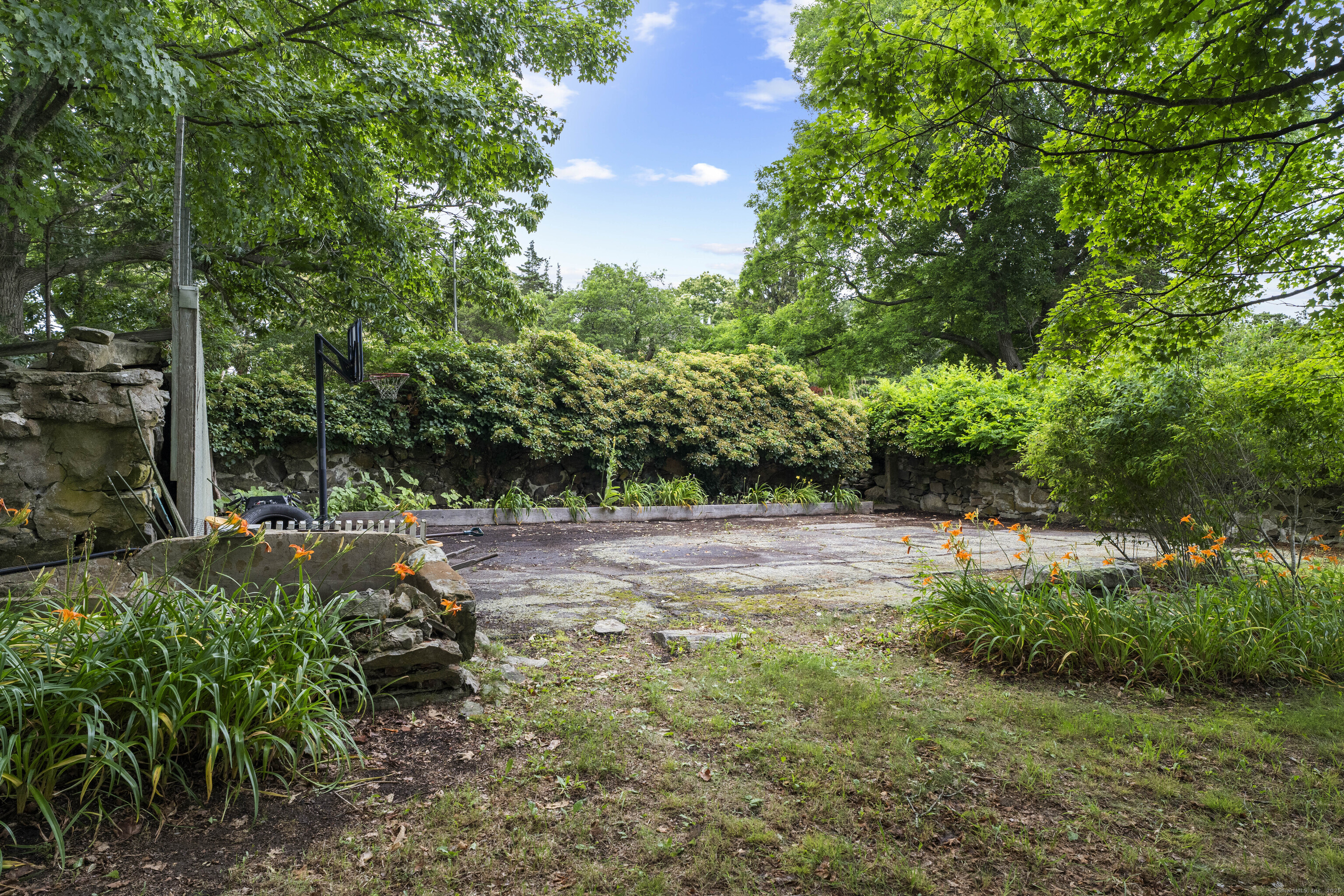 55A Anna Farm West Road North Stonington CT 06359