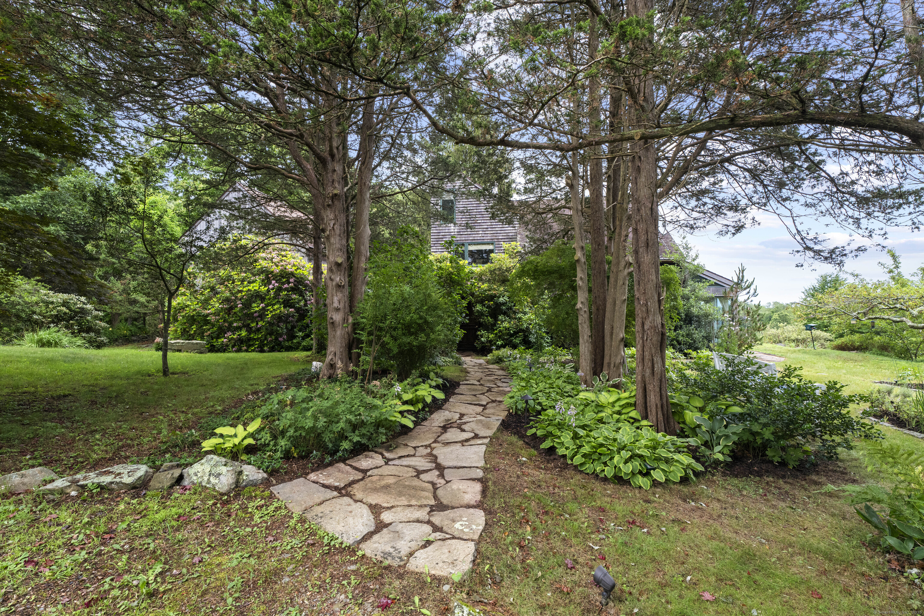 55A Anna Farm West Road North Stonington CT 06359