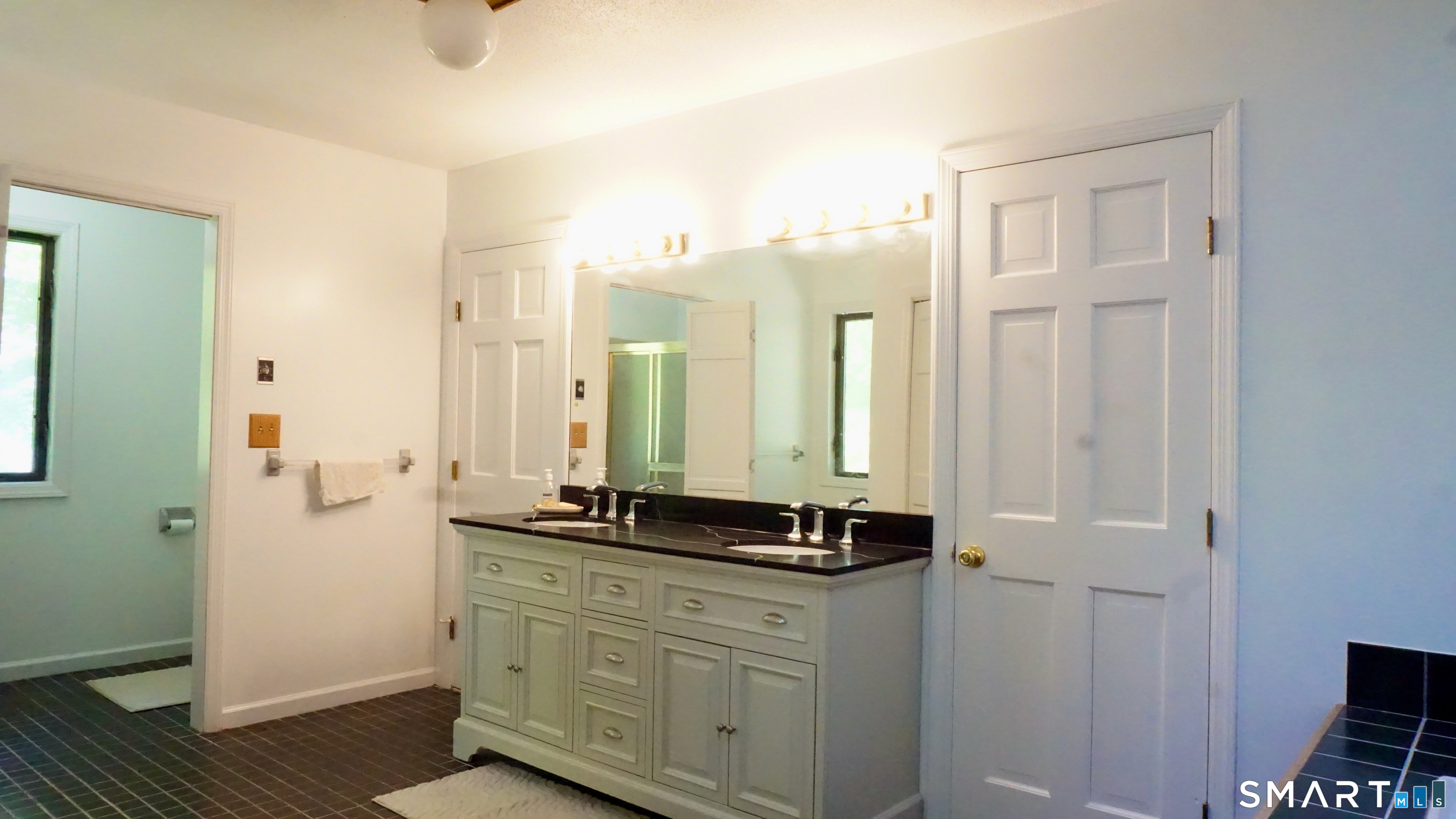 223 Sterling Road Trumbull CT 06611