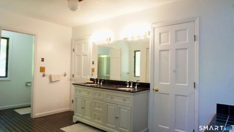 223 Sterling Road Trumbull CT 06611