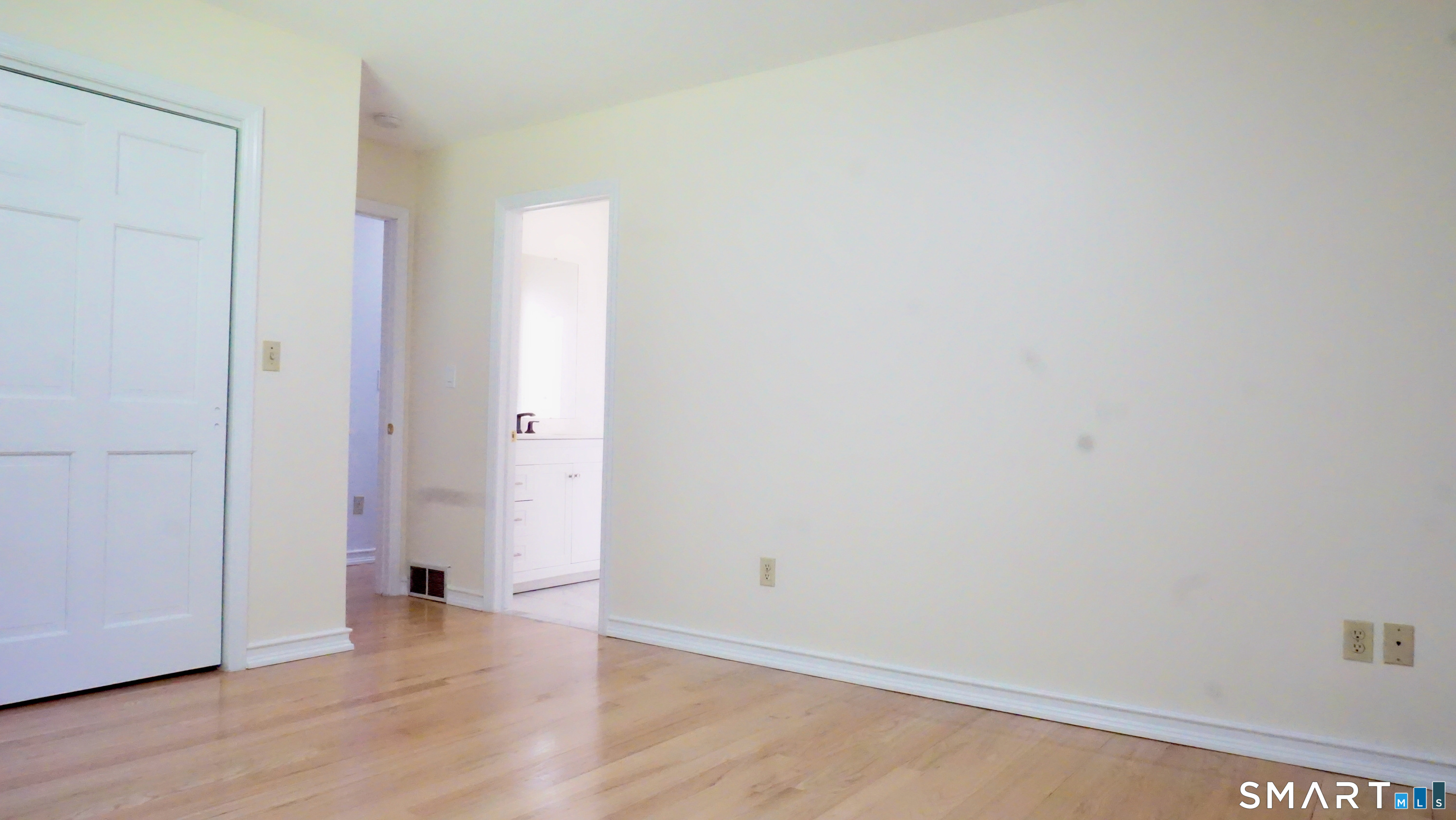 223 Sterling Road Trumbull CT 06611