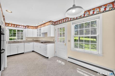 39 Boggs Hill Road Newtown CT 06470