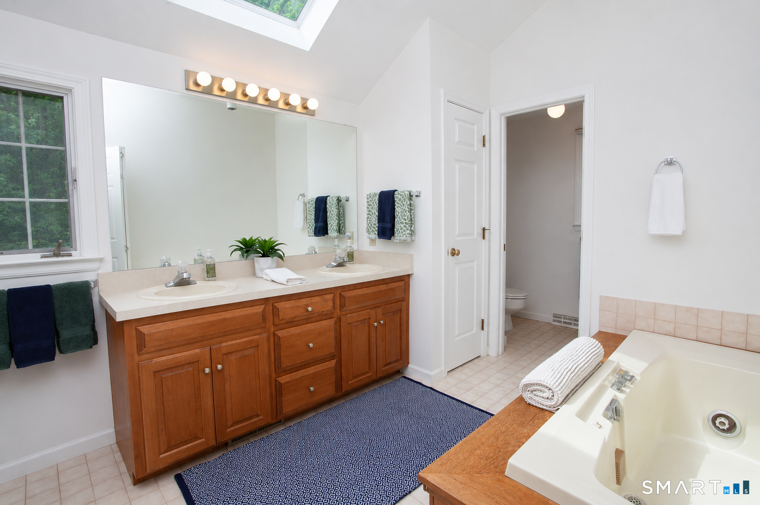 45 Wyngate Simsbury CT 06070