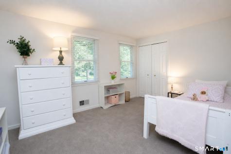 45 Wyngate Simsbury CT 06070