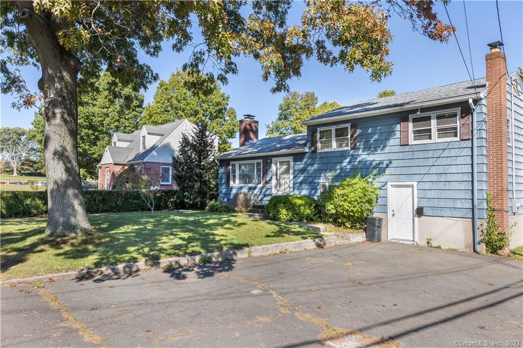 107 Meloy Road West Haven CT 06516