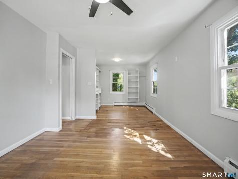 29 Bungay Terrace Seymour CT 06483