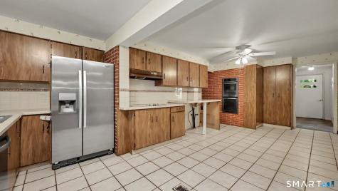 144 Maple Street Seymour CT 06483
