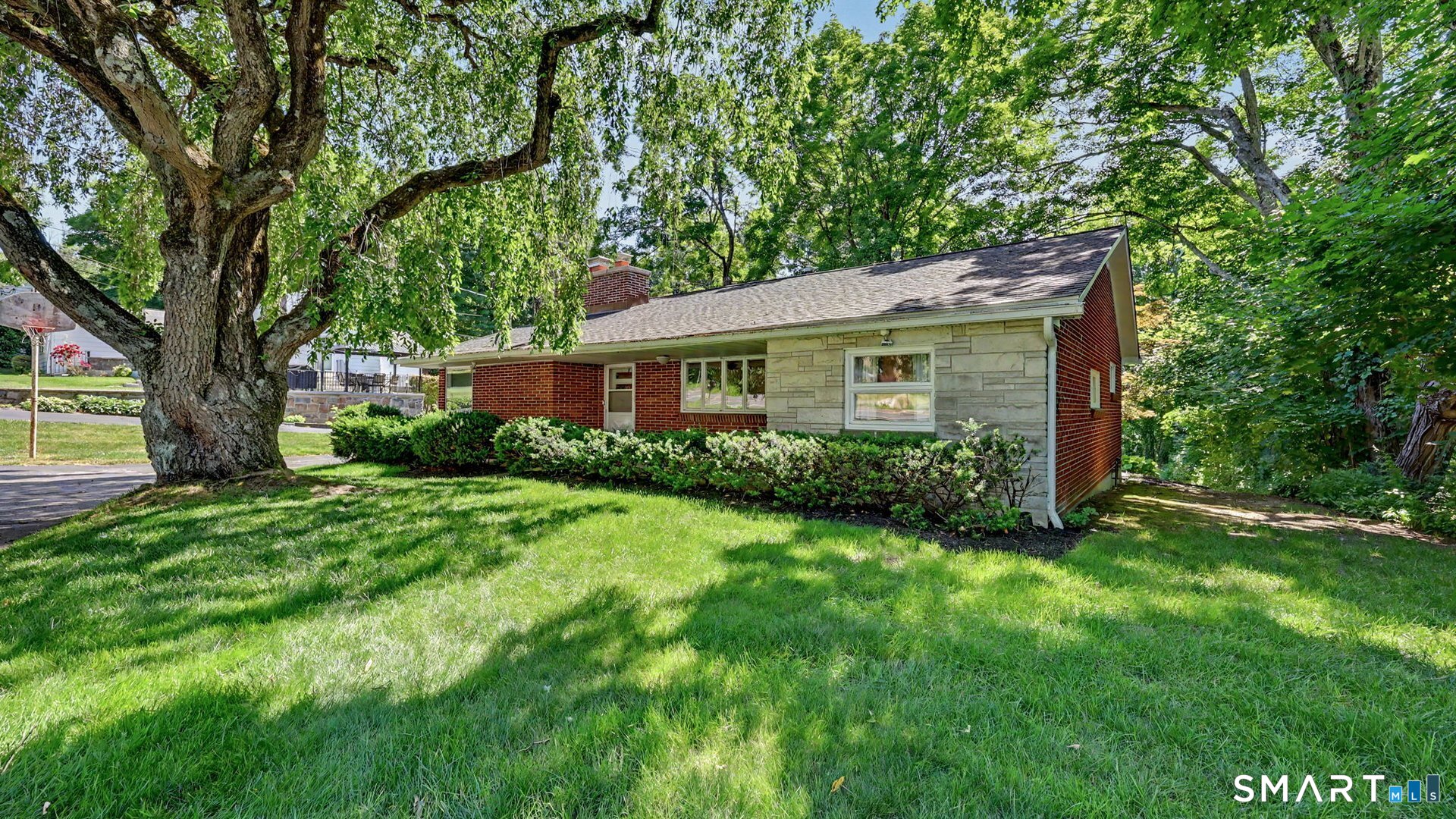 144 Maple Street Seymour CT 06483