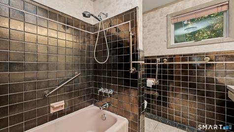 144 Maple Street Seymour CT 06483