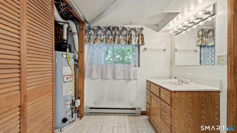 144 Maple Street Seymour CT 06483